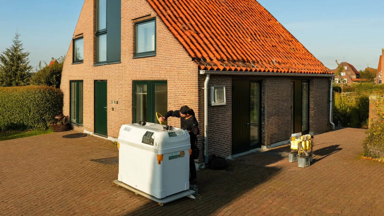 Aggregaat bijvullen tijdens gebruik: veilig in